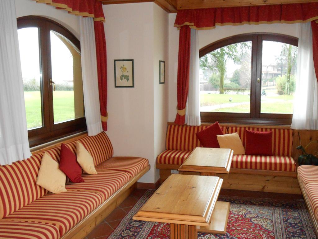 Отель Relais Picaron Сан-Даниэле-дель-Фриули Экстерьер фото